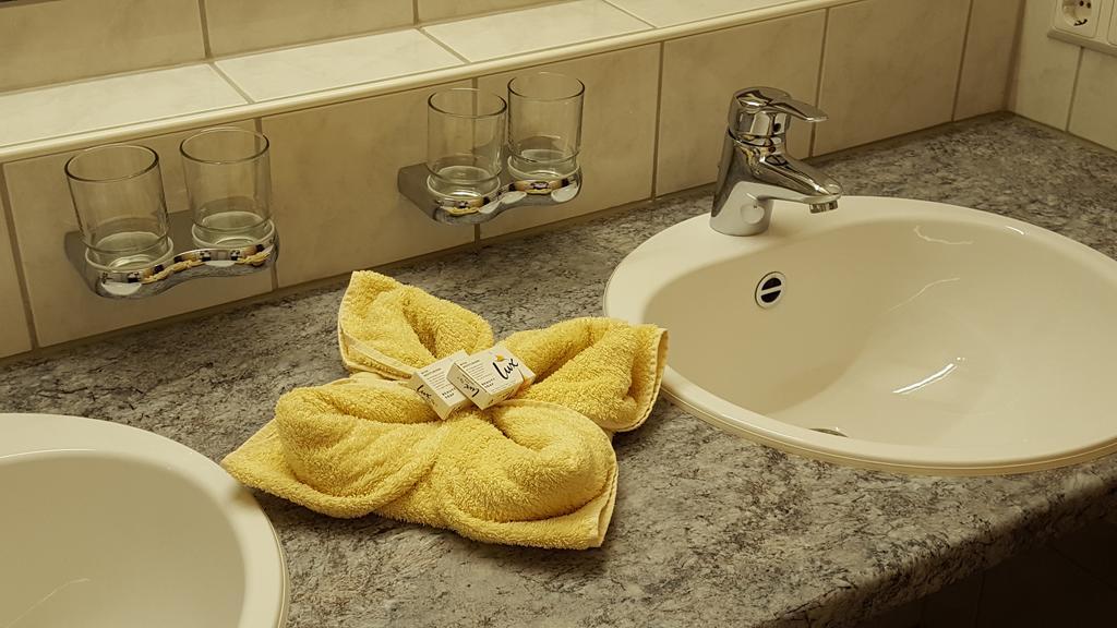 Apart Am Brunnen Риед им Оберинтал Екстериор снимка